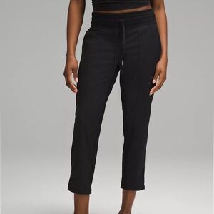 Lululemon Dance Studio Mid-Rise Cropped Pant size 6